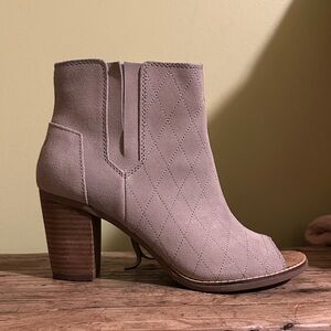 Toms Taupe Quilted Heeled Boots